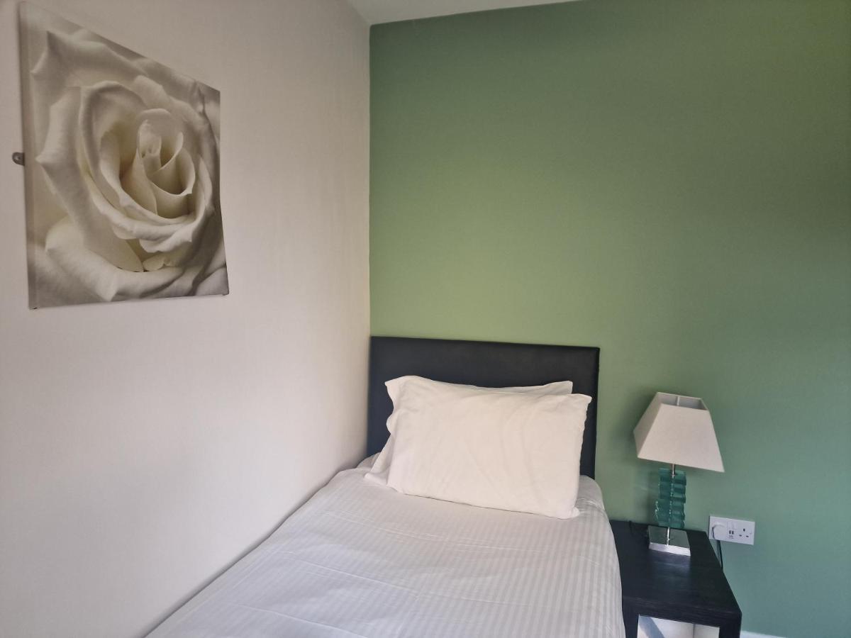 2 The Green, Exceptional Large House, Sea Views Loads Of Bathrooms 시턴 카루 외부 사진